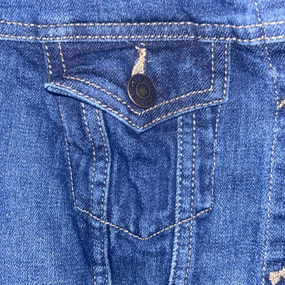 Jean Jacket - Picture 3 of 7